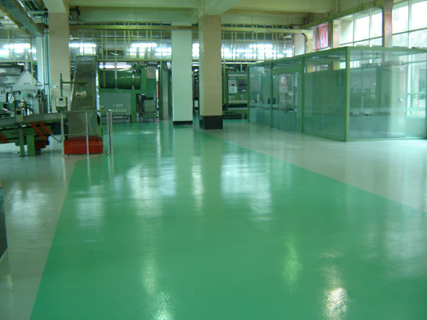 環(huán)氧樹脂自流坪地面1.jpg